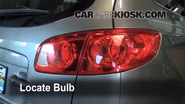 2009 Hyundai Santa Fe Limited 3.3L V6 Éclairage Feu clignotant arrière (remplacer l'ampoule)